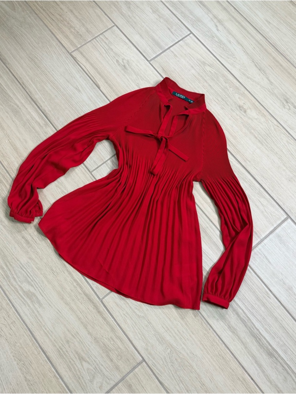 Lauren Ralph Lauren Red Pleated Tie Neck Blouse Accordion Plisse Georgette TopXS